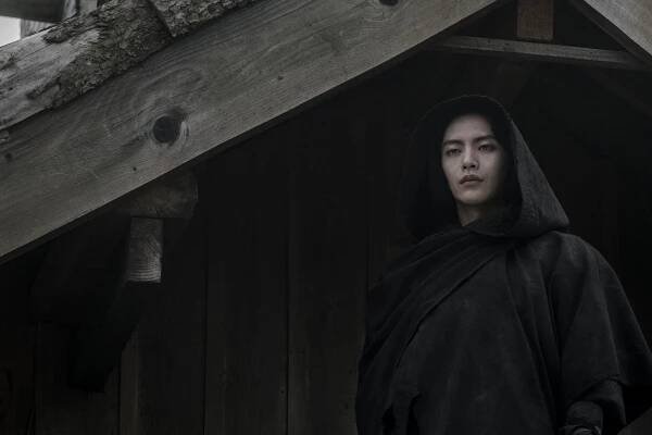 Joseonmyeongtamjeong : heumhyeolgwimaeui bimil - Z filmu - Min-ki Lee