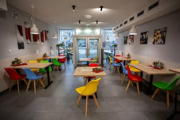 Meníčka.cz - restaurace, obědy, polední menu a obědová menu z vašeho města