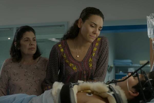 Cobra Kai - Série 3 - Z filmu - Rose Bianco, Vanessa Rubio, Xolo Maridueña