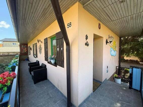 Náhled na balkon. - chalupa ubytování Mšeno - Sedlec - foto 5