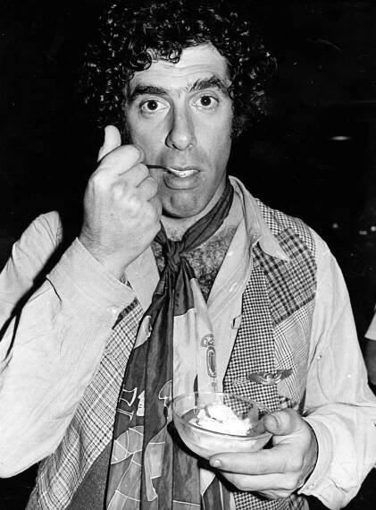 Elliott Gould...