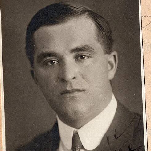 Josef Vrzáček na předválečném snímku.