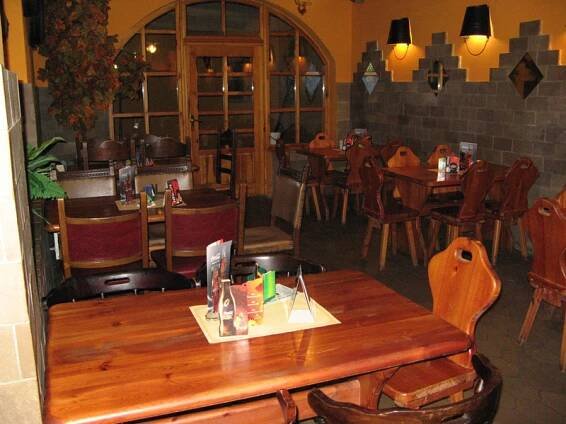 Restaurace Country saloon - Restaurace, motoresty, pizzerie - Jizerské hory - Jablonec nad Nisou