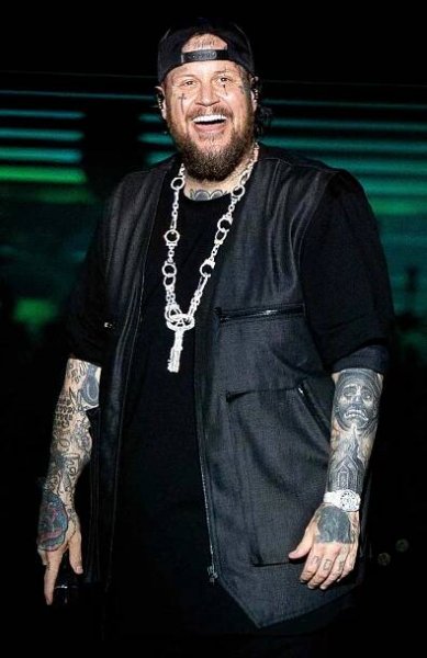 Jelly Roll performs onstage at Country Thunder Wisconsin