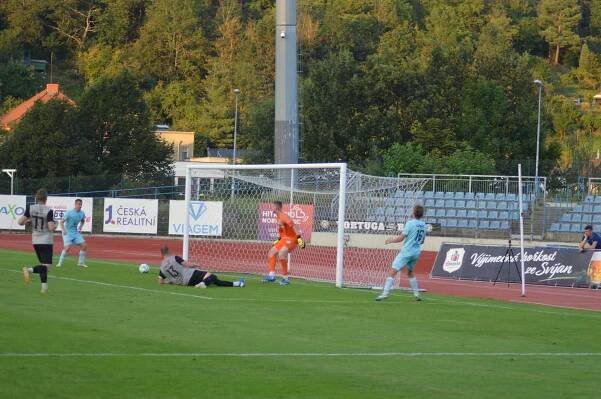 OBRAZEM: Skvělý Marquinho! Grigar chytil penaltu, Arma potěšila 1 500 fanoušků