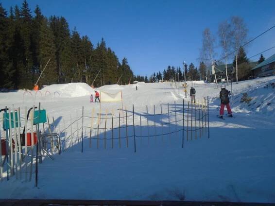 Lyžování Harrachov | Sjezdovka pro děti a lyžaře začátečníky