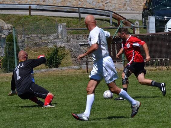 Fotbal v Nové Vsi důstojně oslavil padesáté narozeniny