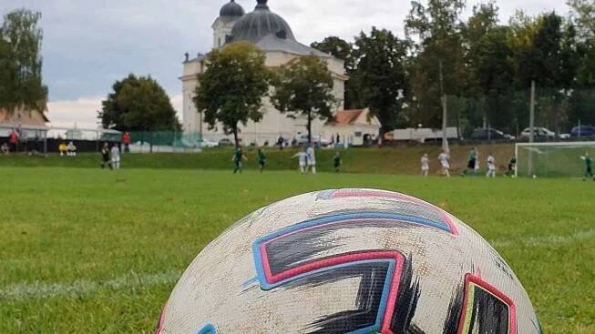 Do Suchdola Neplachov, do Nové Bystřice Horní Žďár. Fotbalová neděle