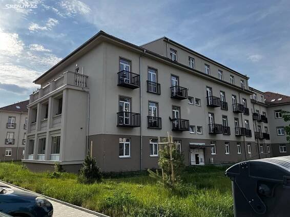Pronájem bytu 2+kk 39 m², Slepá, Milovice - Mladá