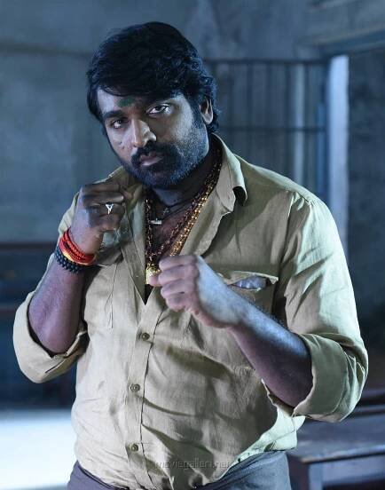 Fists Up Vijay Sethupathi Master Wallpaper