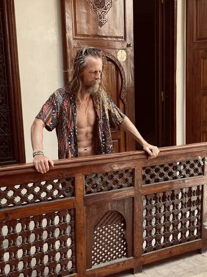 Fredrik Wagner behind the scenes as Andrew on the set of The Last Supper