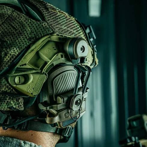 Sada pro upevnění na přilbu OTTO NoizeBarrier Ops-Core
