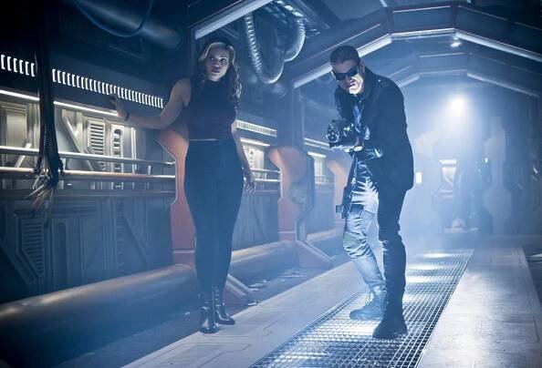 Legendy zítřka - River of Time - Z filmu - Ciara Renée, Wentworth Miller