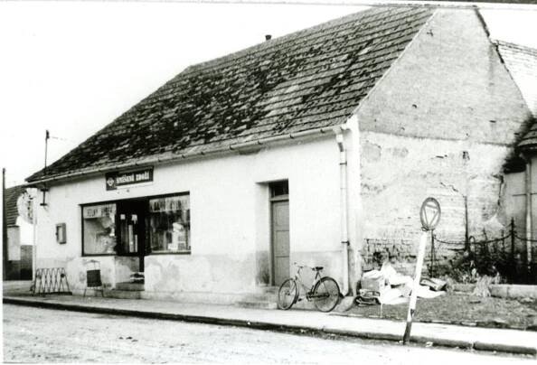 HOSPODY V ZARAZICÍCH - Veselí nad Moravou historické