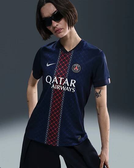 Replika dámského domácího fotbalového dresu Nike Dri-FIT Paris Saint-Germain Stadium 2025/26 - Midnight Navy/Midnight Navy/Bílá