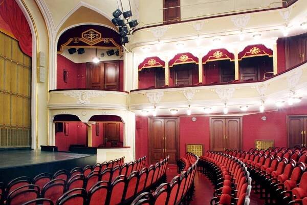 Východočeské divadlo Pardubice - Kultura.cz