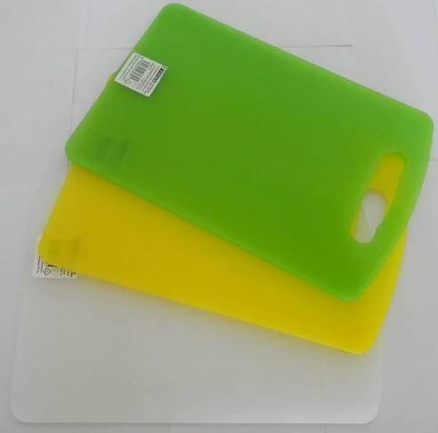 Prkénko plast PP 300x200mm » Železářství Fiala – železářství a domácí potřeby