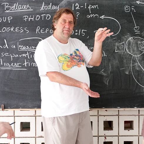 Bruce Reed (mathematician)