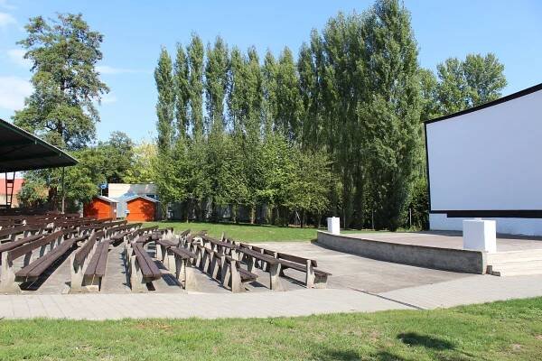 Filmy pod širým nebem oslovily tisíce diváků napříč celým okresem