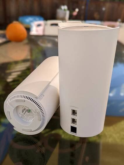 TP-Link Deco XE200 Review: A Solid Wi-Fi 6E Mesh yet Also a Missed Opportunity 1