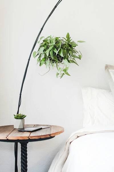 Ložnice podle Feng Shui: Kýžené harmonie docílíte přírodními materiály, ale i správným umístěním nábytku | Moda.cz