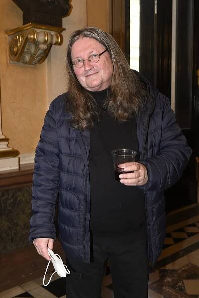 Ivan Hlas terčem útoků na Facebooku. Je to hnus, brání se zpěvák