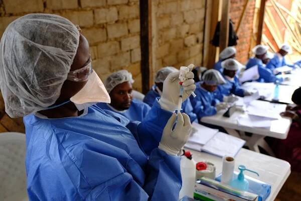 Ebola vaccine halves the chance of dying from the disease, says new study
