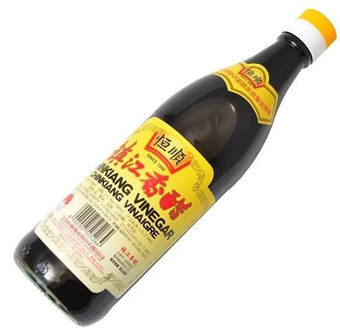 Hengshun Rýžový ocet černý, 550 ml | Susi.cz