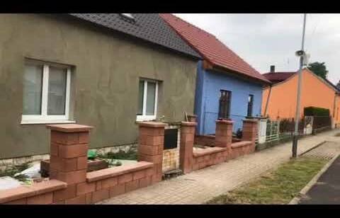Stavba plotu z betonovych tvarnic best svepomoci