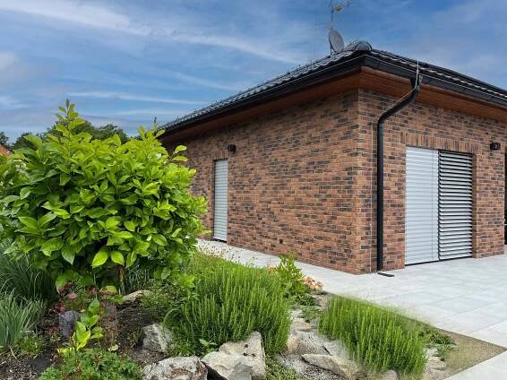 Rodinný dům s cihlovou tváří | West Brick