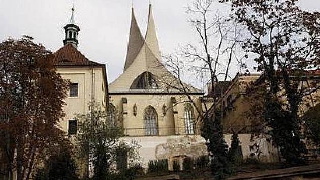 Emauzy: husité je nezničili, spojenci ano