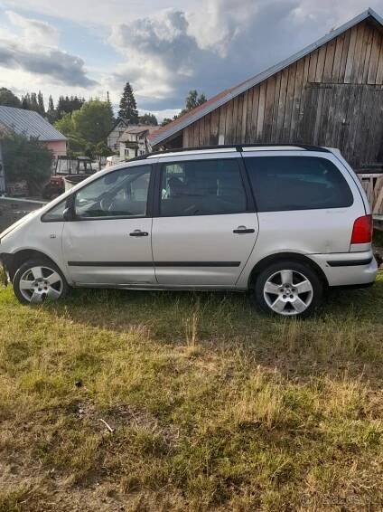 Prodam volkswagen sharan - Karlovy Vary