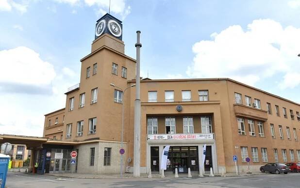 Areál Zbrojovky slaví stoleté výročí a čeká na novou budoucnost