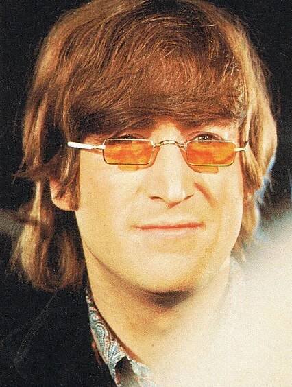 The Beatles: Paperback Writer (The Ed Sullivan Show Version) (1966)