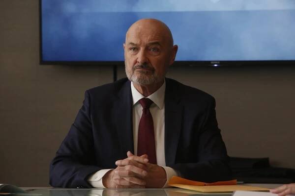 Černá listina: Vykoupení - Rozuzlení - Z filmu - Terry O'Quinn
