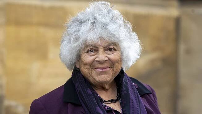 Miriam Margolyes trápí zdravotní problémy.