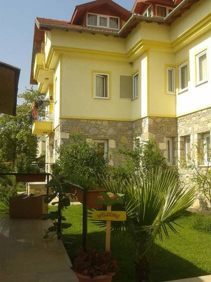 Ada Apart Hotel