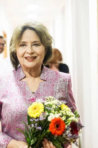 Divadelní Flora OBRAZEM