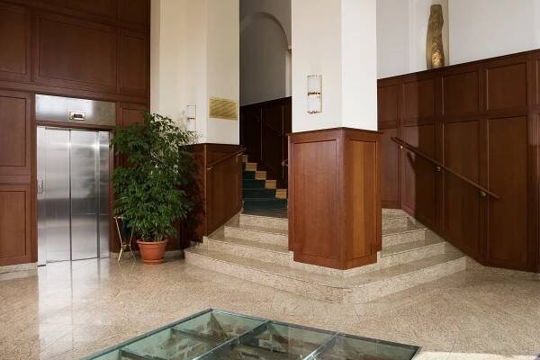 Hotel a pasáž Slunce, Uherské Hradiště - HPR Kámen - Kamenictví Nedachlebice