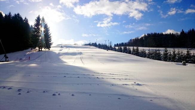 Ski Hluboká u TK - Sjezdovky a ski areály - Žďárské Vrchy.cz