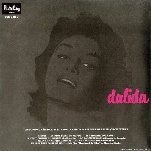 Poslechněte si Maman, la plus belle du monde od interpreta Dalida