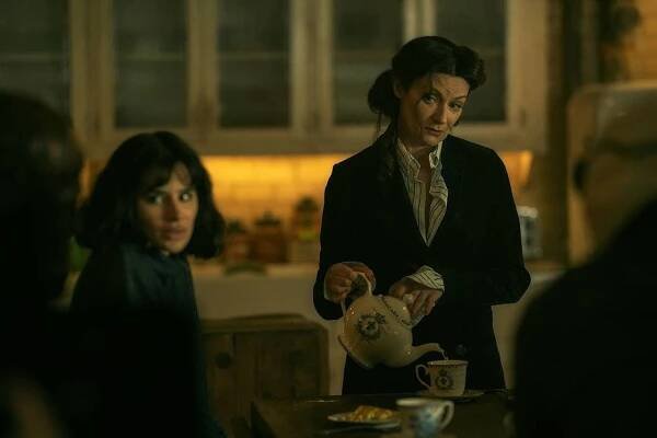 Doom Patrol - Nemrtvá patrola (S03E04) (2021)