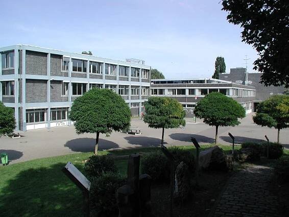Ernst-Mach-Gymnasium Hürth – Wikipedia