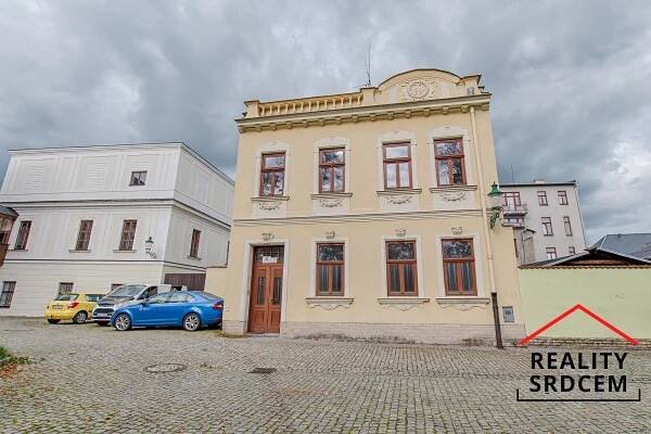 Pronájem bytu 1+kk, 36m2, ulice Zámecká, Karviná - Fryštát