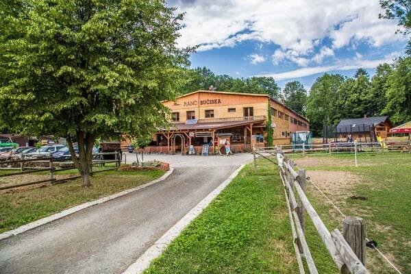 Wellness Penzion Ranč Bučiska, Rožnov pod Radhoštěm | Hotel.cz