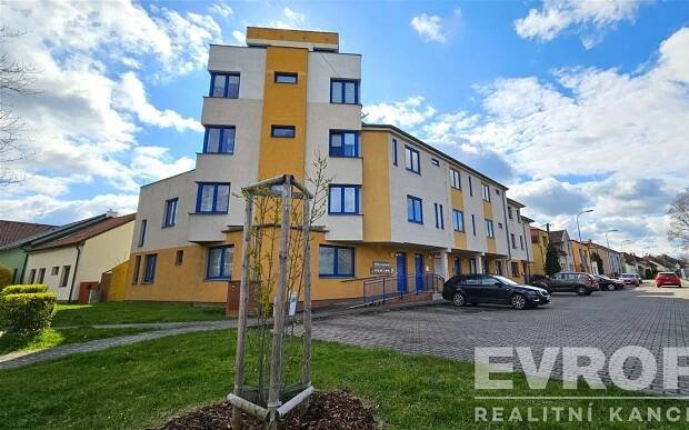 Prodej byt 2+kk - Na Drážce, Pardubice, 46 m2