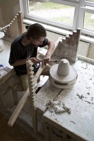 V Bechyni vzniká netradiční keramika