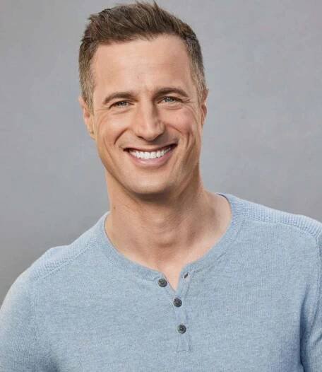 Brendan Penny Biography, Age, Height, Weight, Family, Girlfriend, Hallmark Movies