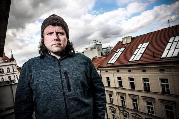 Tomio Okamura je obchodník se strachem, říká Filip Remunda