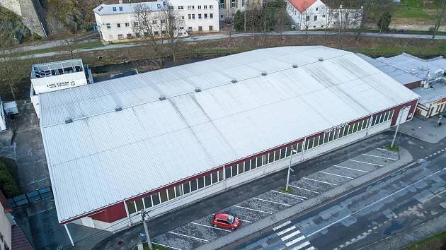 Ve Velkém Meziříčí opraví zimní stadion, bruslařům začne sezona později